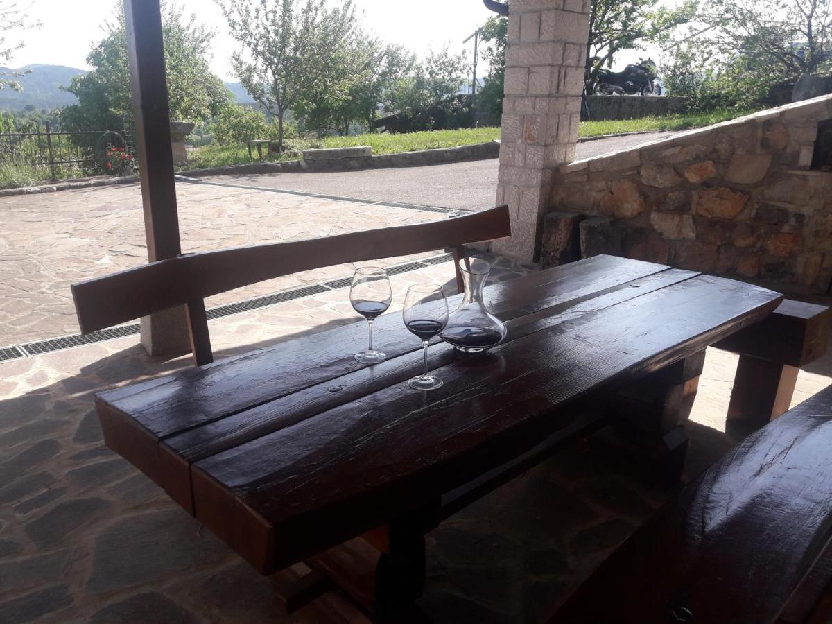 Apartma Oddih Dutovlje 外观 照片