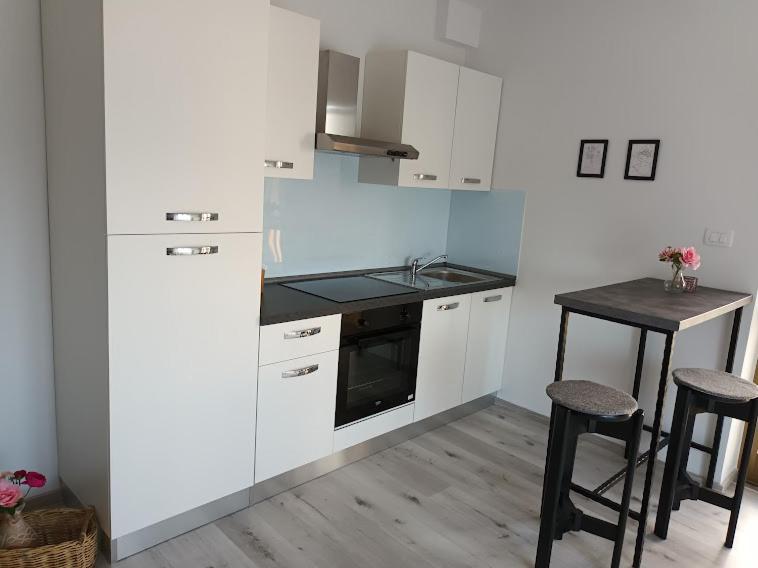 Apartma Oddih Dutovlje 外观 照片